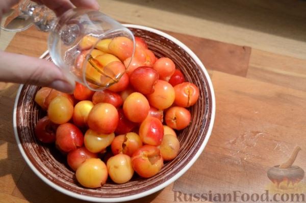 Варенье из белой черешни, с лимоном